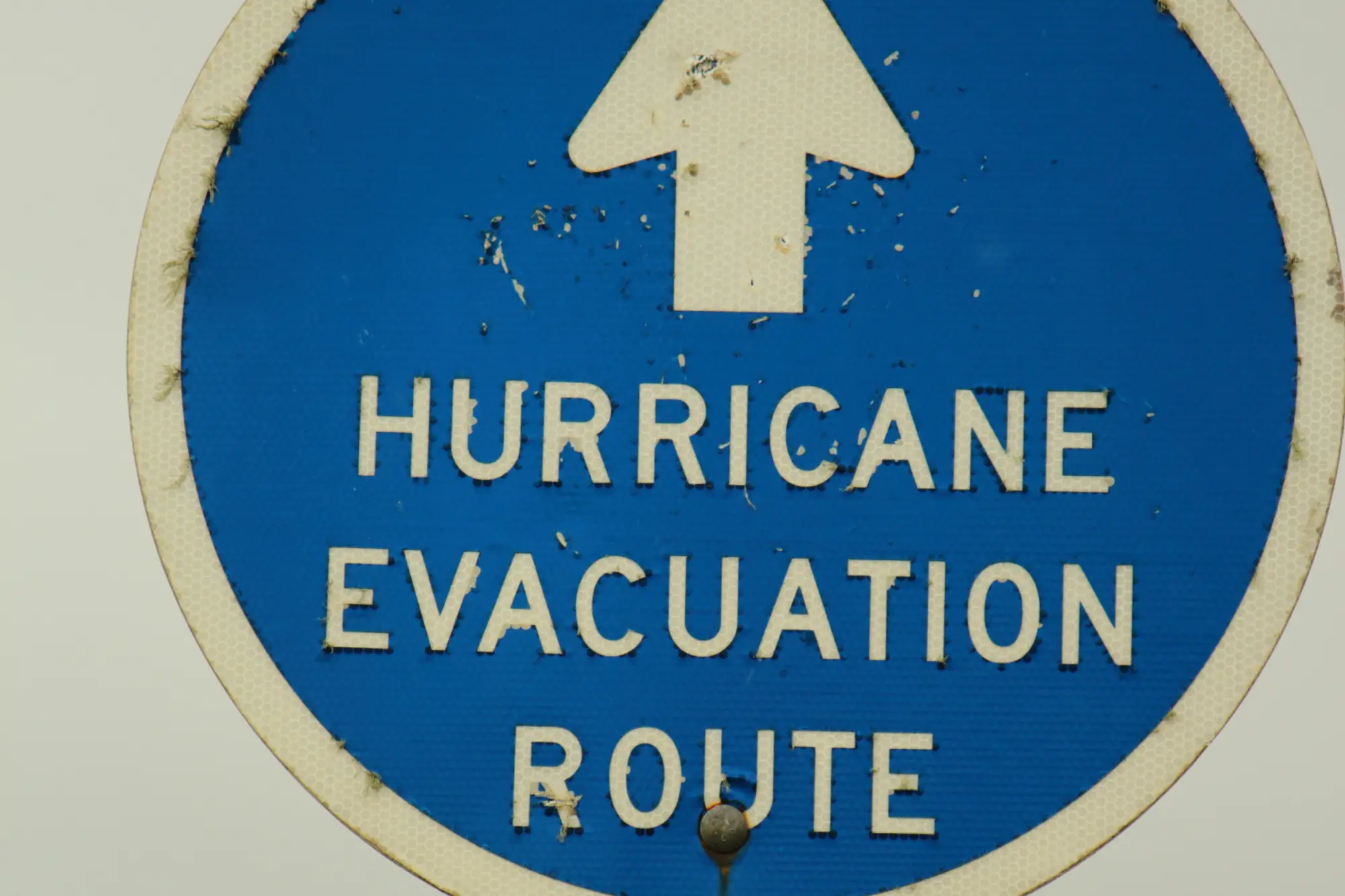 a hurricane evacuation route sign